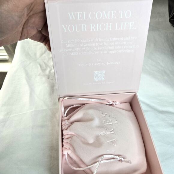 Cakes Body Grippy Cakes Triangles Non-Adhesive - Picture 2 of 4